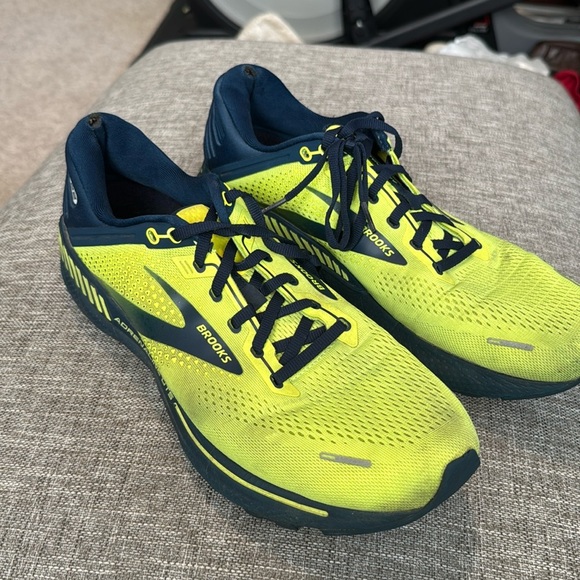 NIB! Brooks Men’s Adrenaline GTS 22 Neon Yellow Running Shoe Sneakers- S… - Picture 1 of 10